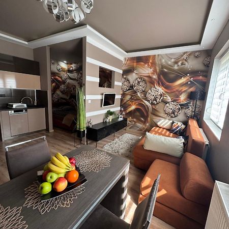 Fueredi Apartman Debrecen Ngoại thất bức ảnh